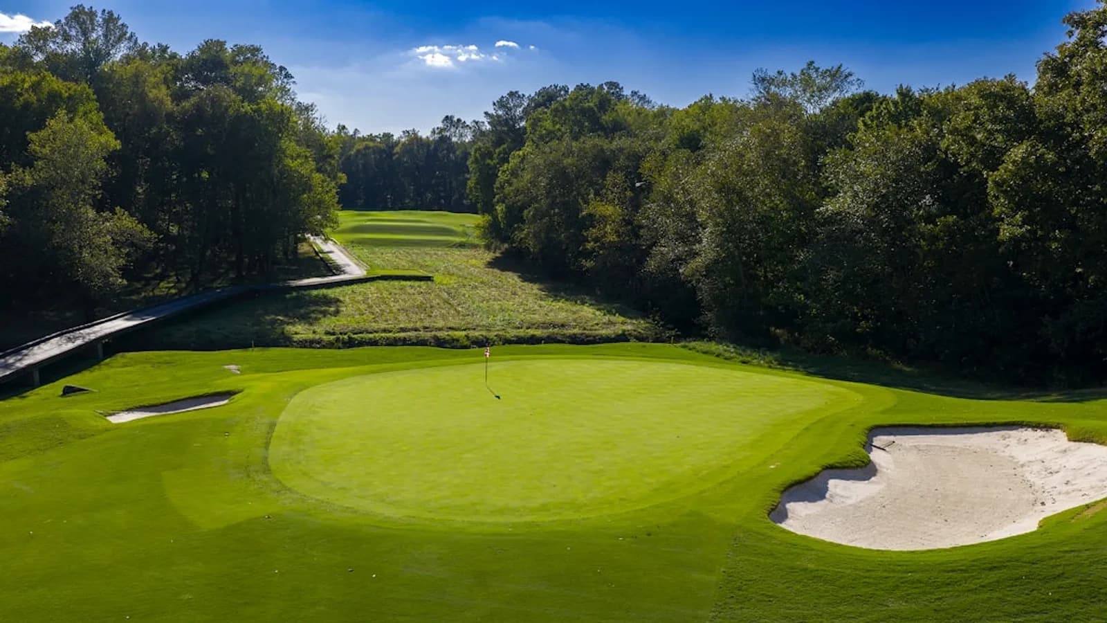 Outsourced vs. In-House Membership Director: Which Is Right for Your Club?